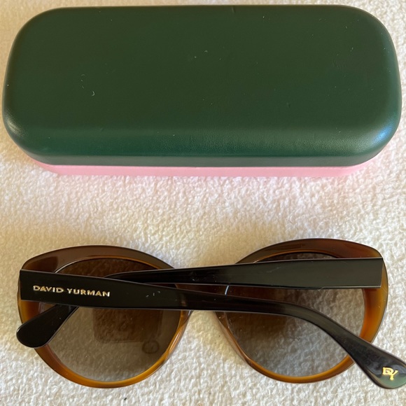 David Yurman  DY07902 polarized sunglasses - Picture 8 of 13